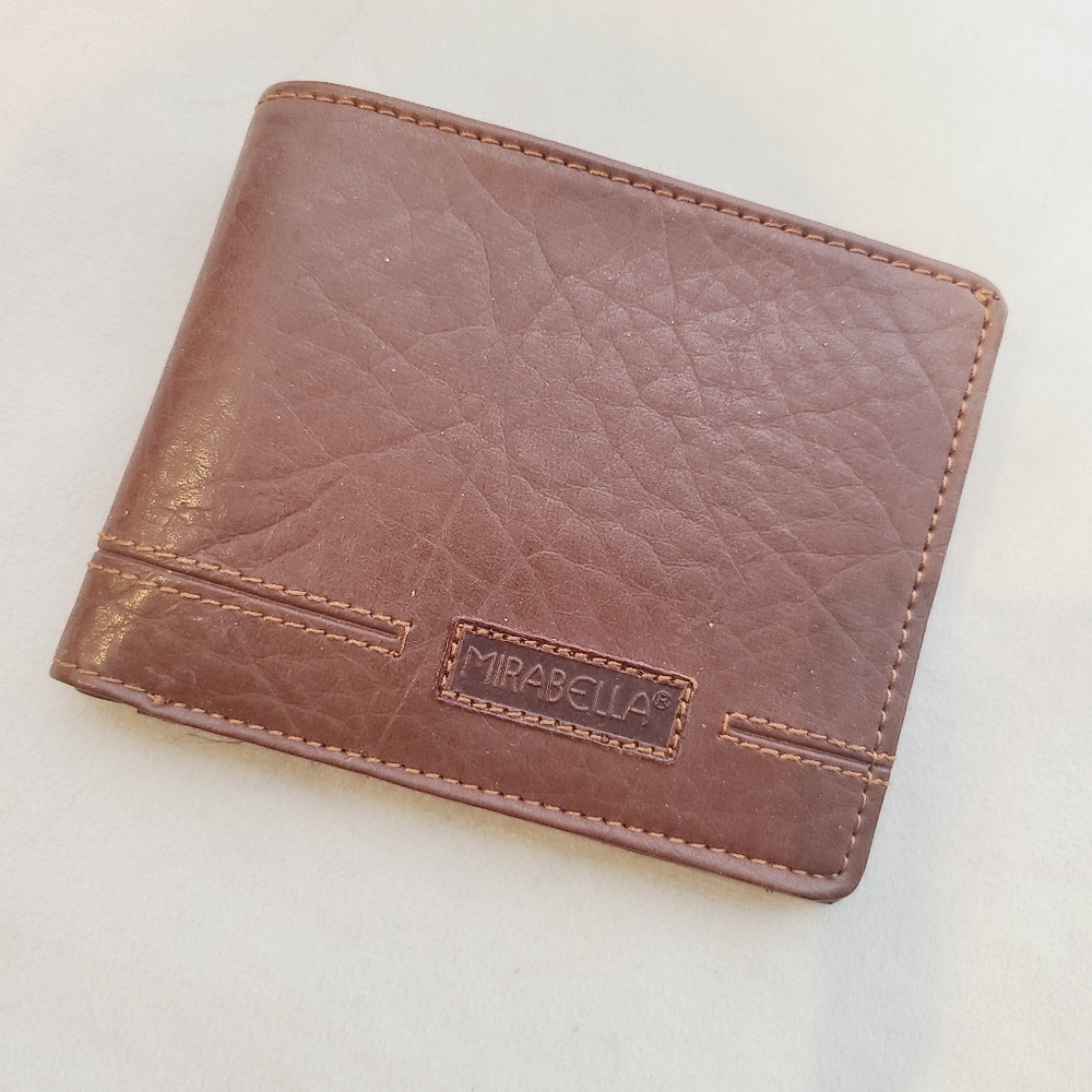 NWT Mirabella Italian Leather Wallet